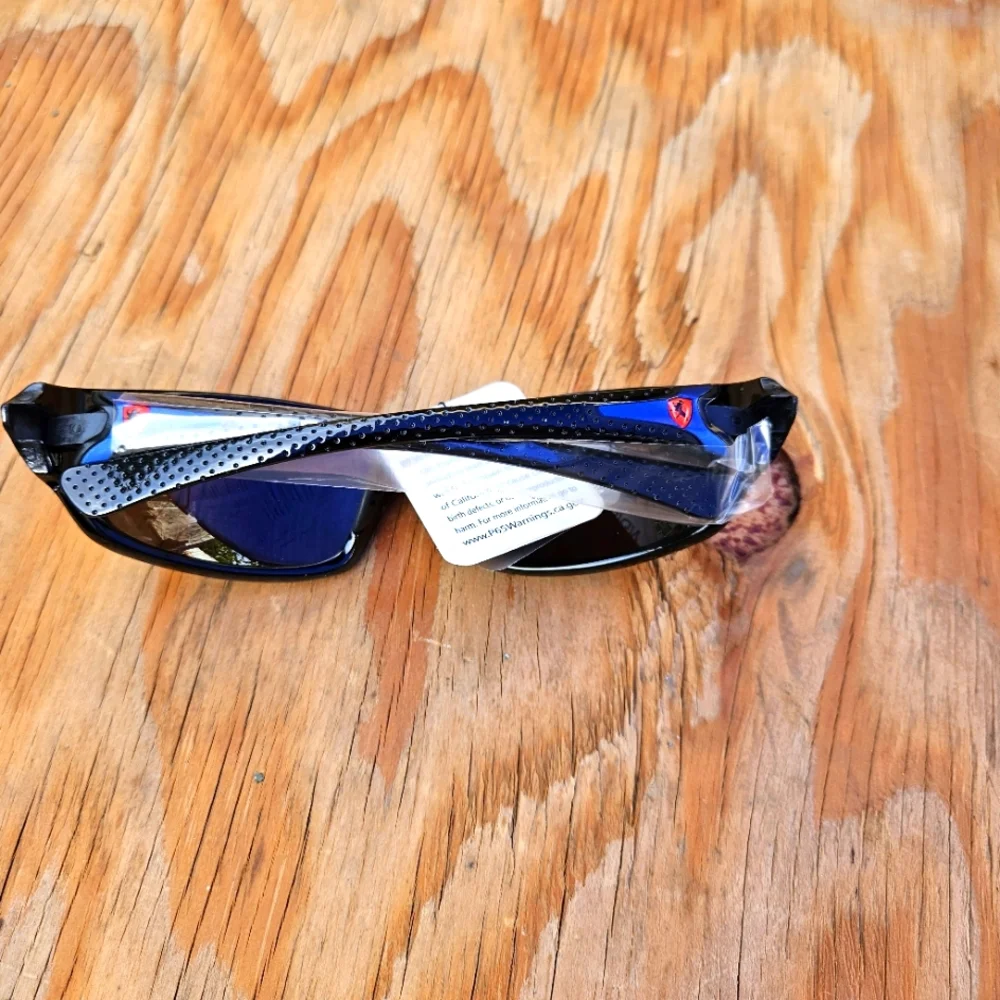 Stylish Black and Blue Sunglasses - Picture 8 of 13